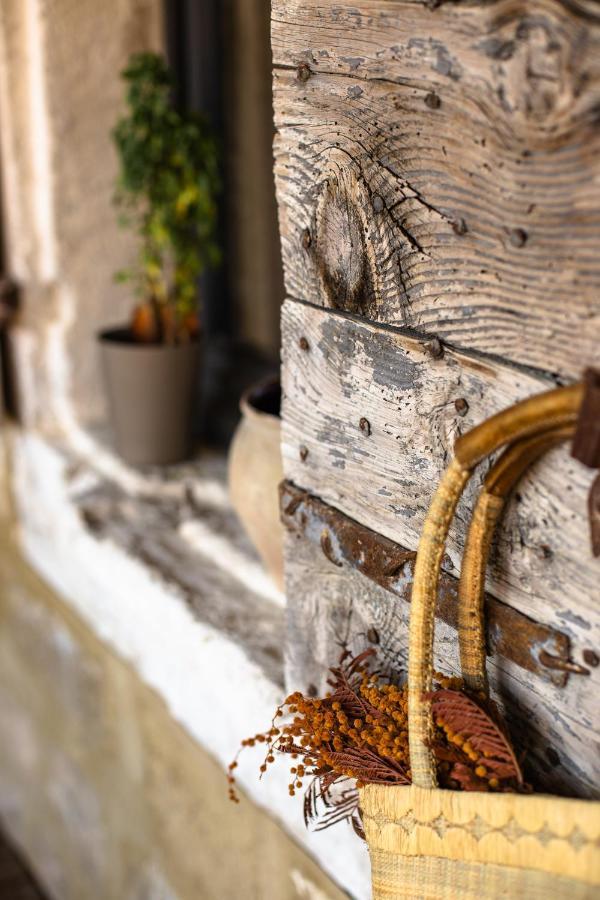 La Maison D'Aime Saint-Quentin-la-Poterie Buitenkant foto
